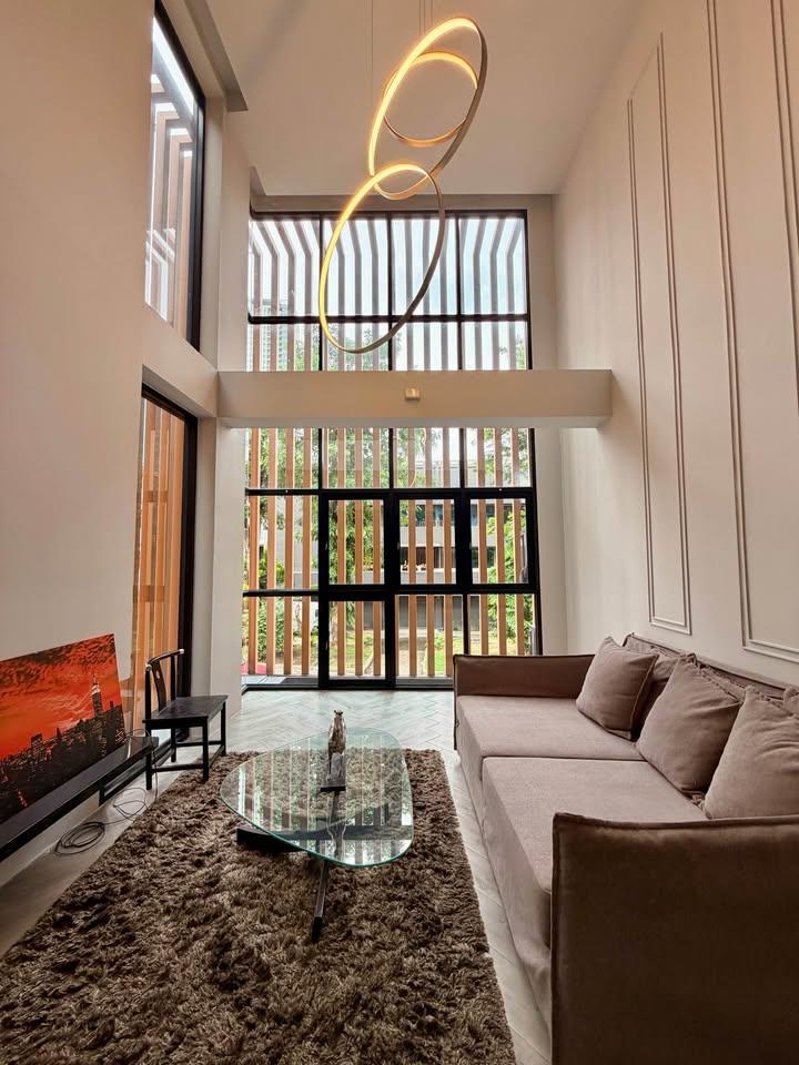 3 Bed Corner Townhouse at Ekkamai 23